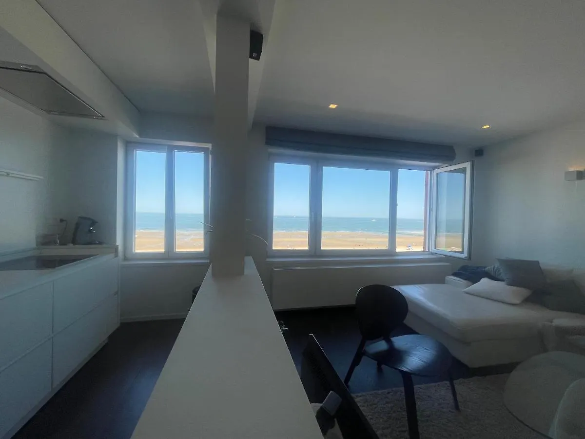 Luxe app - Zeedijk Mariakerke - Prachtig zeezicht Appartement Oostende België