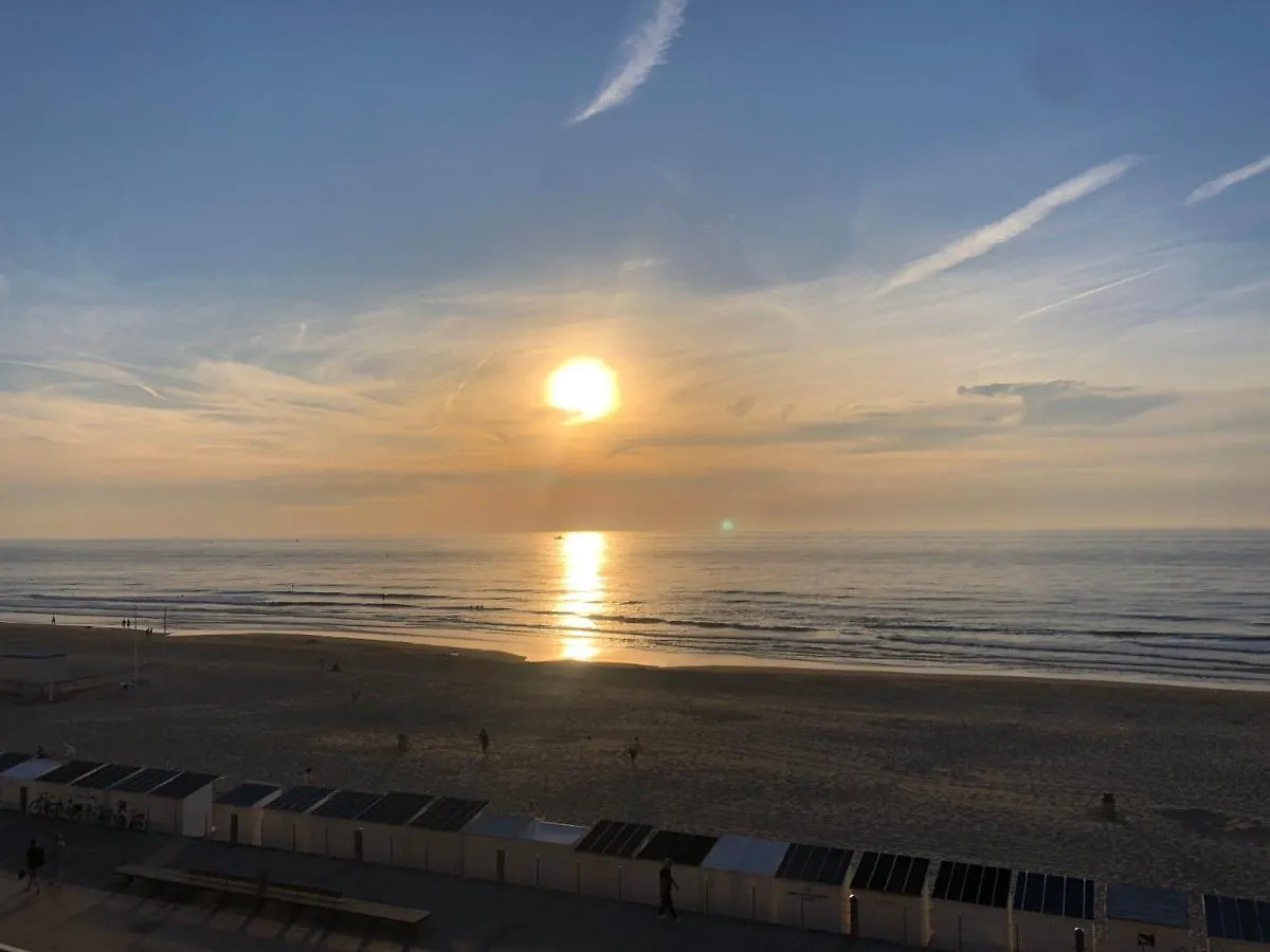 Luxe app - Zeedijk Mariakerke - Prachtig zeezicht Appartement Oostende